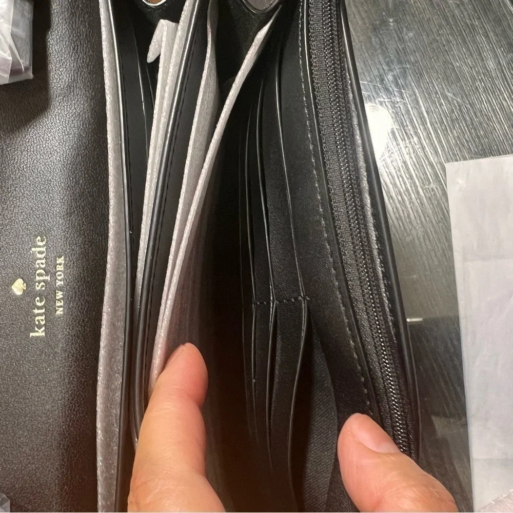 KATE SPADE NEW YORK DANA WALLET ON A STRING. Black PVC Nwt